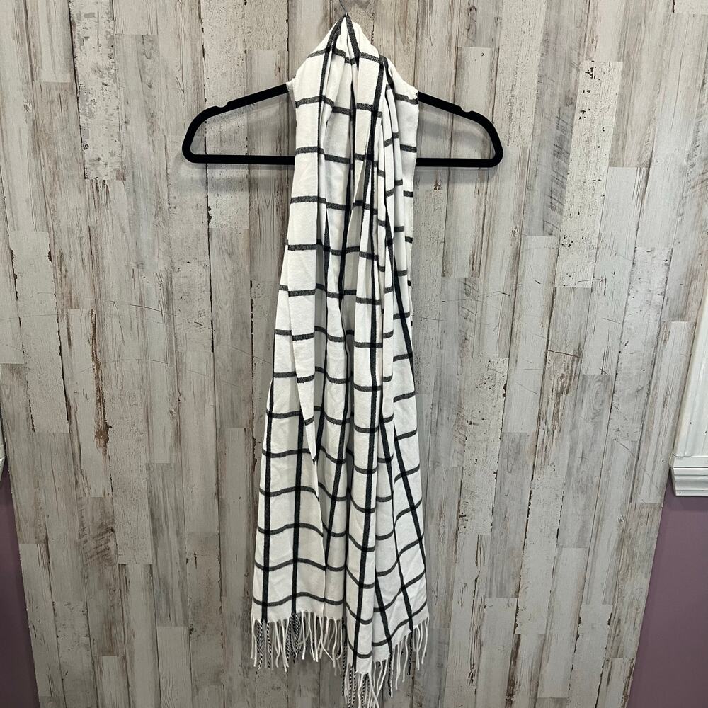 Urban Outfitters White Grid Plaid Check Print Scarf Fringe Soft Womens One Size